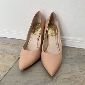 Vince Camuto nude pump heels size 8.5
